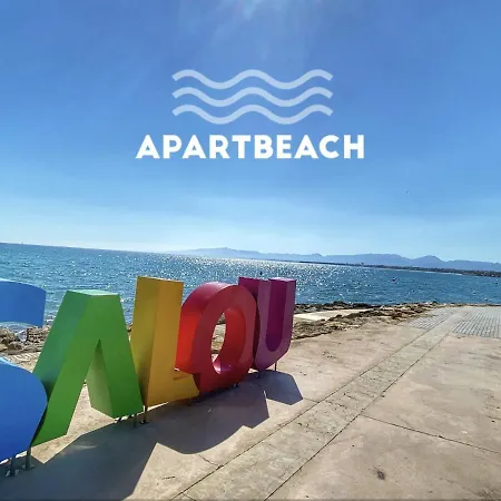 Apartbeach Buigas Llum Center * Salou